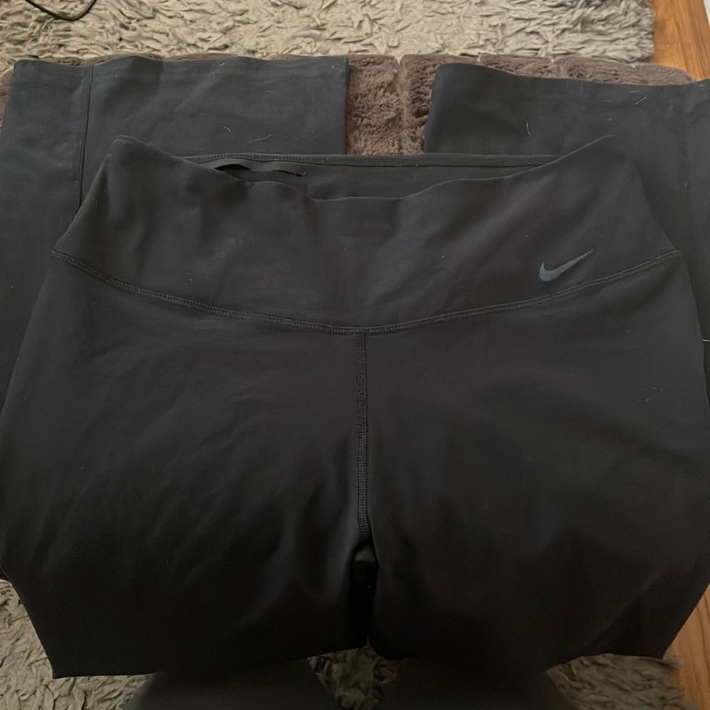 Bootcut Nike leggings